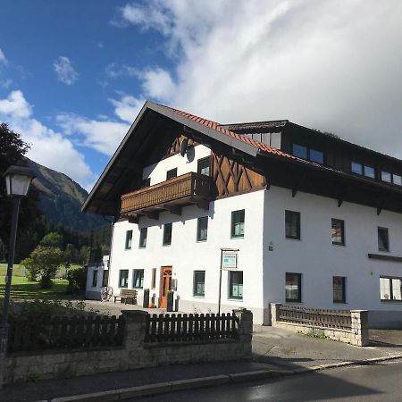 Ferienwohnung Pony-Ziegen-Hasen-Ranch Bichlbach Exterior foto