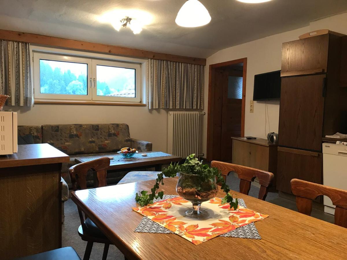 Ferienwohnung Pony-Ziegen-Hasen-Ranch Bichlbach Exterior foto
